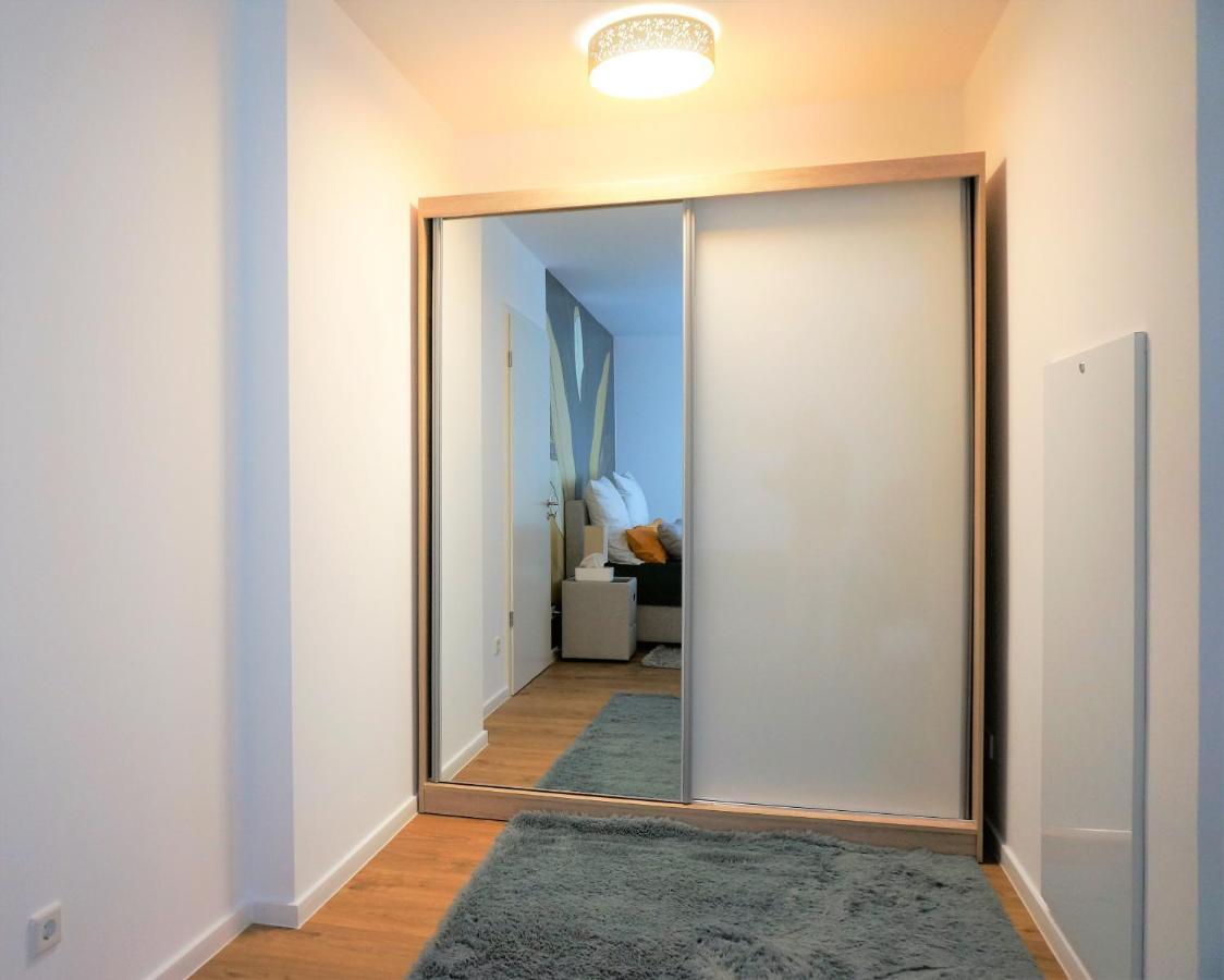 Mein Apartment, Stars Mit Balkon Und Klima Fuer Bis Zu 4 Personen Франкентал Екстериор снимка