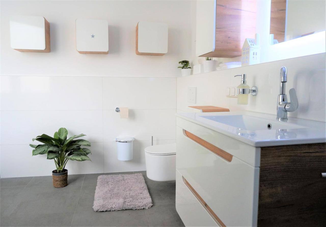 Mein Apartment, Stars Mit Balkon Und Klima Fuer Bis Zu 4 Personen Франкентал Екстериор снимка